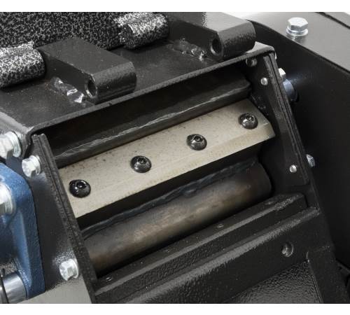 Side view of Handy 208cc Petrol Chipper/Shredder (THPDS65)