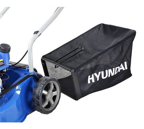 Side view of Hyundai HYM400P Push Petrol Lawn mower