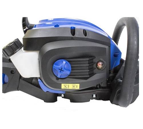Side view of Hyundai HYT2622-3 Double Sided Petrol Hedgecutter